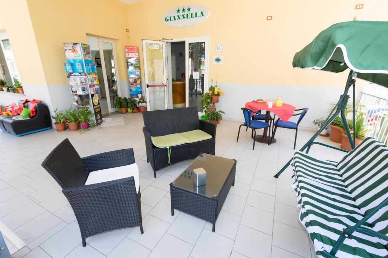 Hotel Giannella Rimini Exterior foto