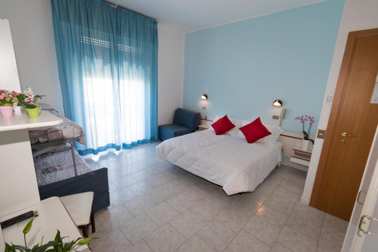 Hotel Giannella Rimini Exterior foto